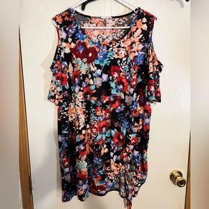 Black floral cold shoulder top